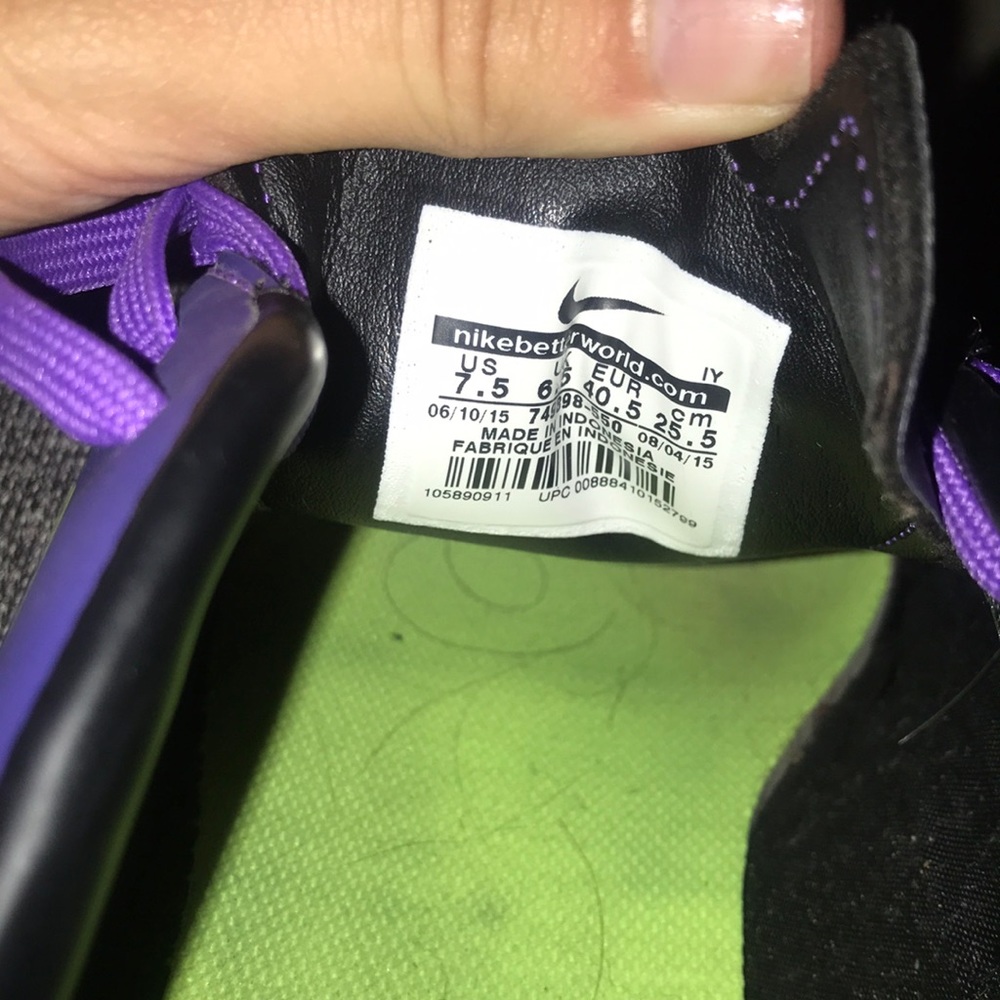 Nike hypervenom indoor soccer shoes - Picture 6 of 8